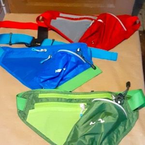 FANNY PACK W/ WATER HOLDER & 2 ZIPPERED POCKETS